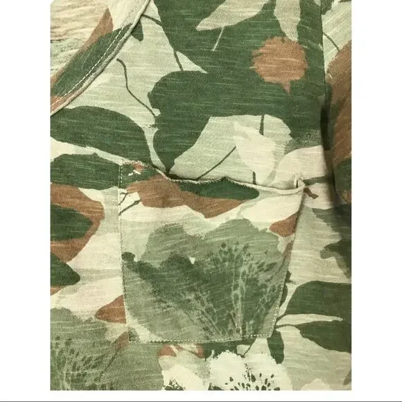 Anthro T.la Soft Cotton Floral Camo Top Vneck Sz XS - Picture 3 of 11